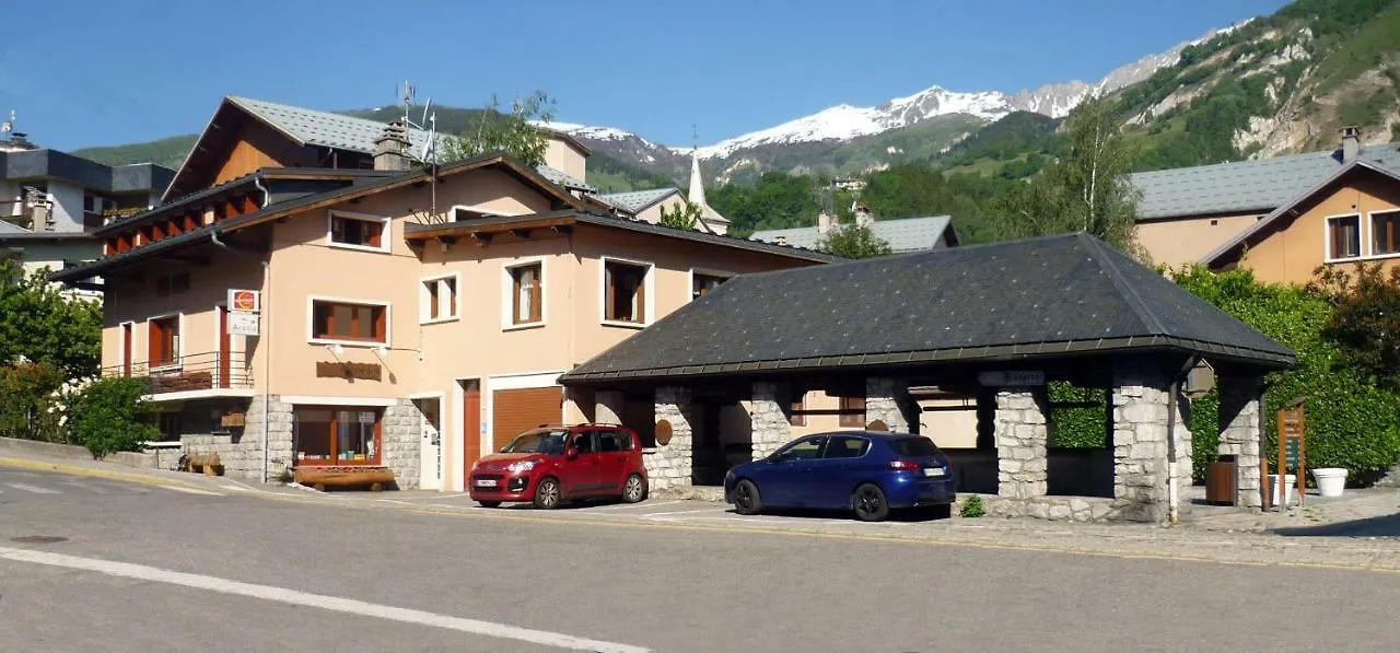 Hotel Arolla location