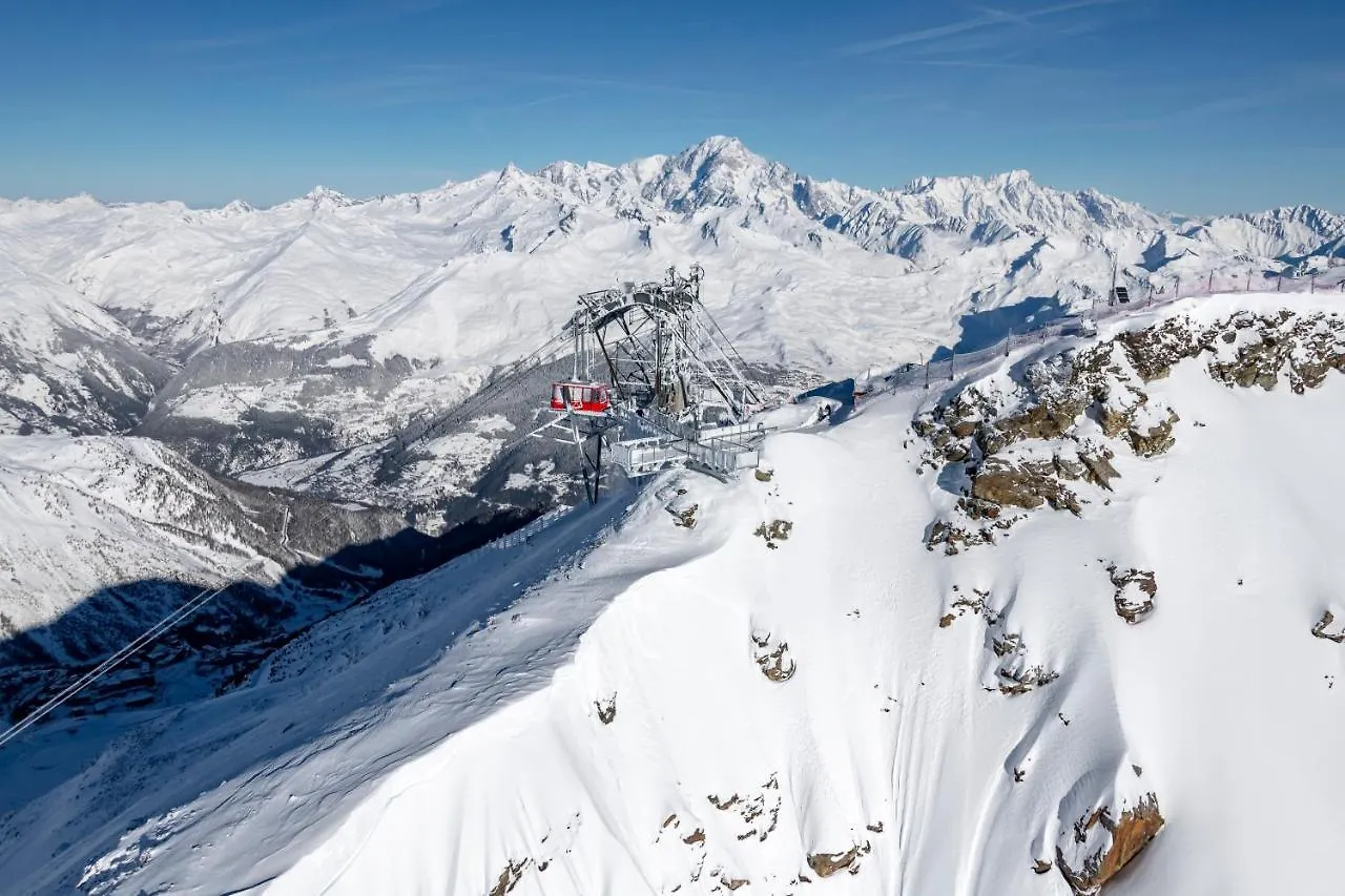 Hotel Arolla Bourg-Saint-Maurice 2*,